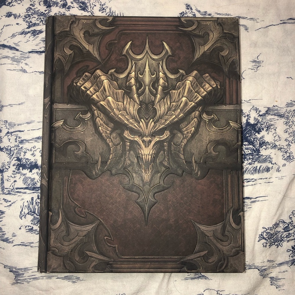 Diablo III: Book of Cain by Blizzard Entertainment and Deckard Cain (2012)